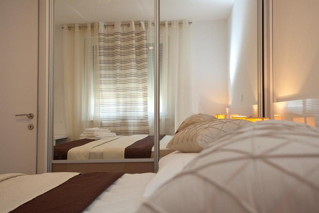 Apartments Diamond Podstrana Habitación foto