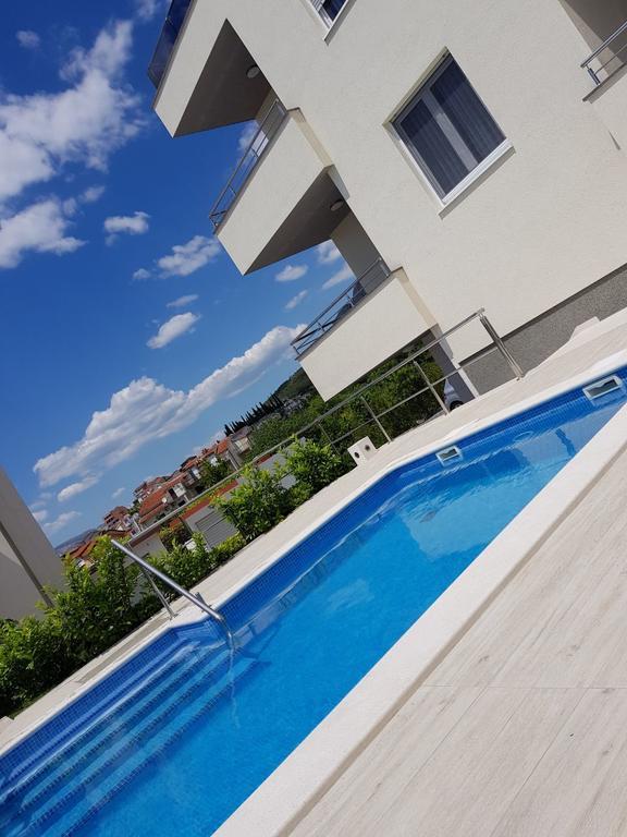 Apartments Diamond Podstrana Exterior foto